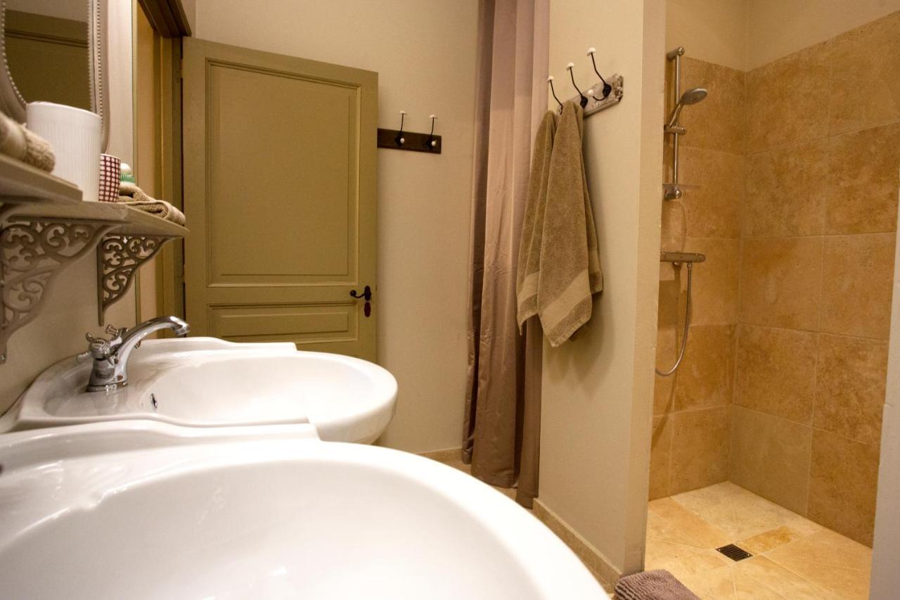 Les Hauts De Condom Appartements Climatises Екстер'єр фото